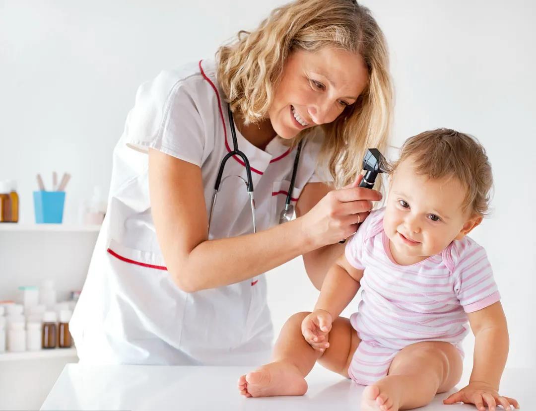 如何及时发现婴幼儿听力损伤?(图1)